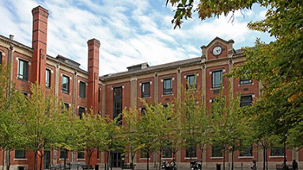L'Université Toulouse 1 Capitole cherche un directeur ou une directrice de la communication digitale
