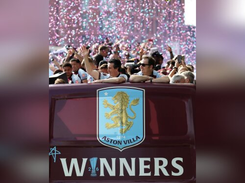©  AVFC