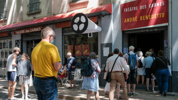 Avignon Off : au Théâtre des Carmes, la réduction des créneaux a fait du bien