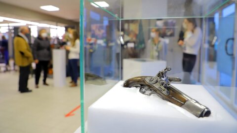 Une pièce du Musée de l’Ardenne exposée à l’Intermarché de  - © Musée de l’Ardenne