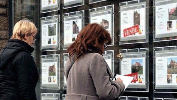 Comment expliquer aux propriétaires la sensibilité au prix des acheteurs ?