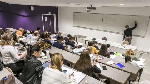 800 promotions internes de MCF sont ventilées entre les établissements pour 2021 et 2022. - © CPU - Université de Lorraine