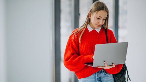 Piloter la transition numérique des établissements avec l’outil CRM et ses Front Offices - © Senivpetro