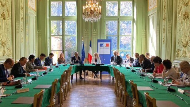 Covid-19 : le gouvernement s’engage sur l’activité partielle et la formation