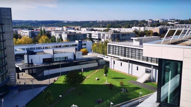 CY Cergy Paris Université, 30 ans pour faire surgir de terre une université d'excellence 