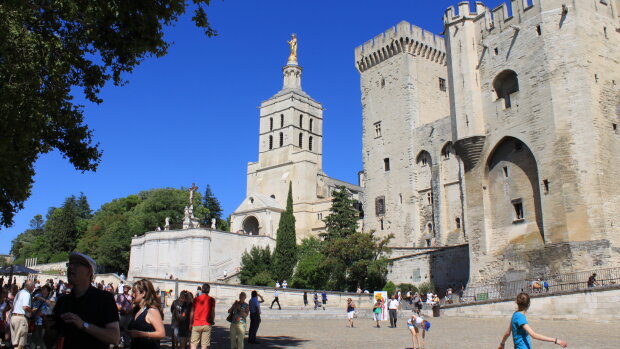 Avignon Off: le fonds de professionnalisation mis en place, réservations meilleures qu'en 2019