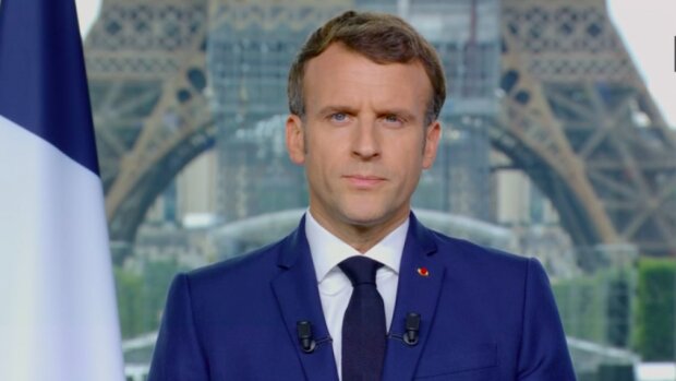 Macron : priorité au vaccin cet été puis une forte dose de sujets RH à la rentrée