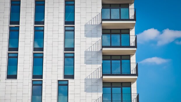 Immobilier et formation obligatoire : faire d’une contrainte une opportunité