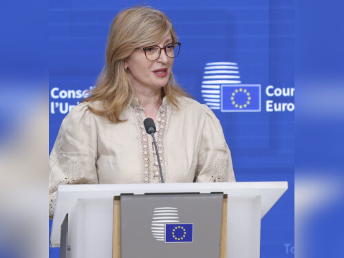 ©  European Union