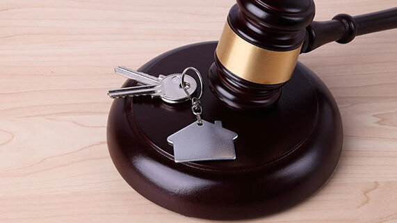 Loi et immobilier - © D.R.