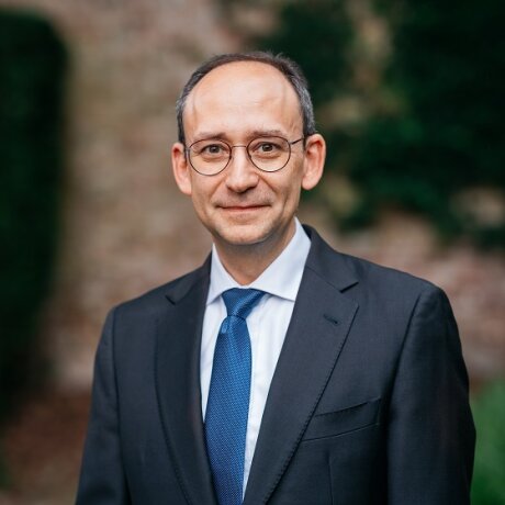 ©  ALL RIGHTS RESERVED