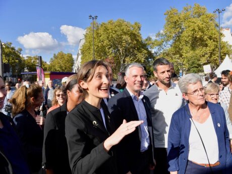 ©  AOC