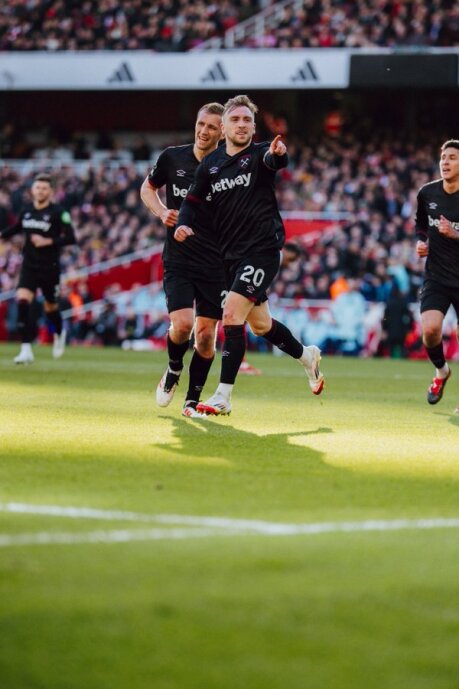 ©  WHUFC