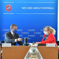 ©  UEFA