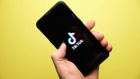 TikTok, un réseau social à ne pas négliger pour soigner votre communication ! - © gesrey - stock.adobe.com