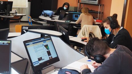 Des étudiants en informatique de l’Université Bretagne Sud.  - © CPU et Université Bretagne Sud