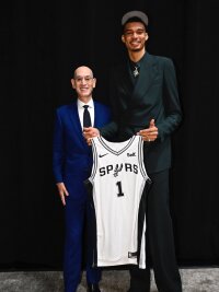 ©  San Antonio Spurs