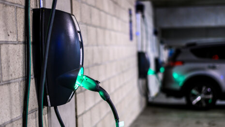 Comment faciliter l’installation de bornes de recharge dans les copropriétés ? - © D.R.