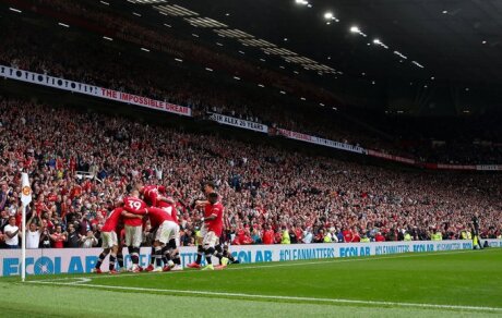 ©  MUFC