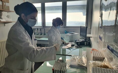 Le centre d’analyses PCR de l’Urca ne cesse de monter en puissance depuis le premier confinement. - © Marine Dessaux