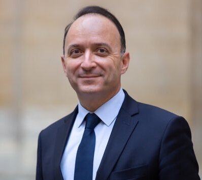 Stéphane Braconnier préside l’Université Paris-Panthéon-Assas et est un expert des questions de déontologie dans le sport. - © D.R.