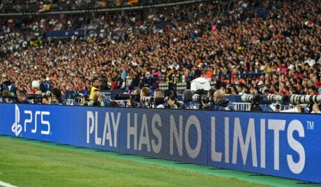©  UEFA