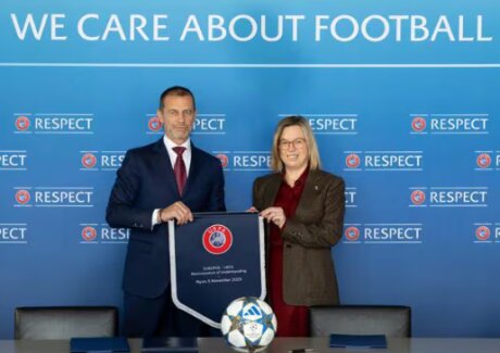 ©  UEFA