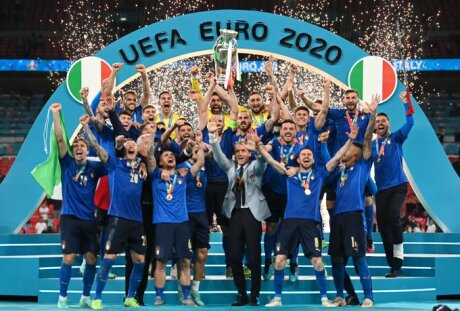 ©  UEFA