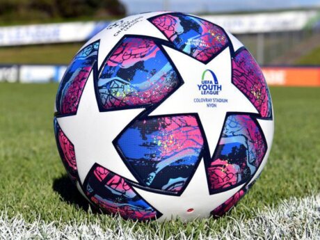 ©  UEFA