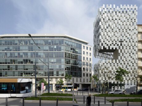 ©  Nicolas Waltefaugle - Kengo Kuma & Associates