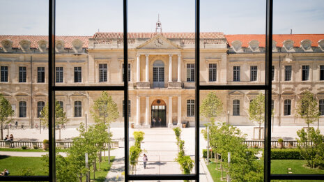 Avignon Université recherche un ou une responsable du pôle comptabilité générale