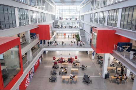 ©  EMLyon