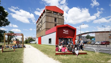 ©  Salim Santa Lucia