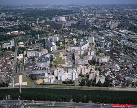 ©  Par Original téléversé par Olivier2000 sur Wikipédia français. — Transféré de fr.wikipedia à Commons par Bloody-libu utilisant CommonsHelper., CC BY-SA 1.0, https://commons.wikimedia.org/w/index.php?c