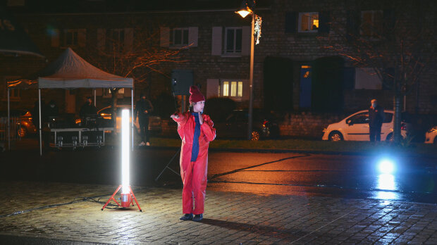Le collectif « Et Maintenant » en spectacle de rue à Sotteville-lès-Rouen en décembre dernier. - © Virgile Thersiquel