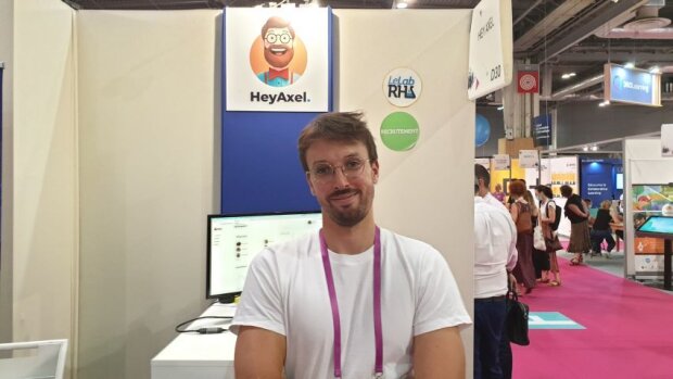Salon Solutions RH : Arnaud Weiss, CEO de la start-up HeyAxel, présente les priorités de la rentrée. - © D.R.