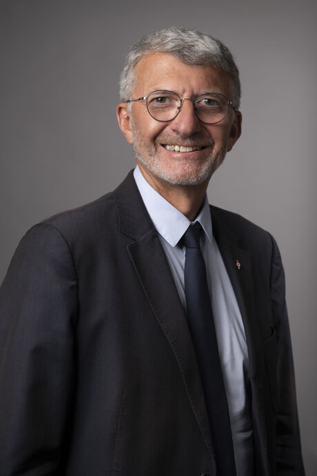 ©  Claude Almodovar