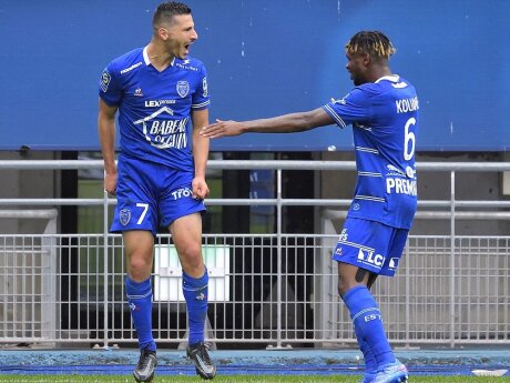 ©  ESTAC