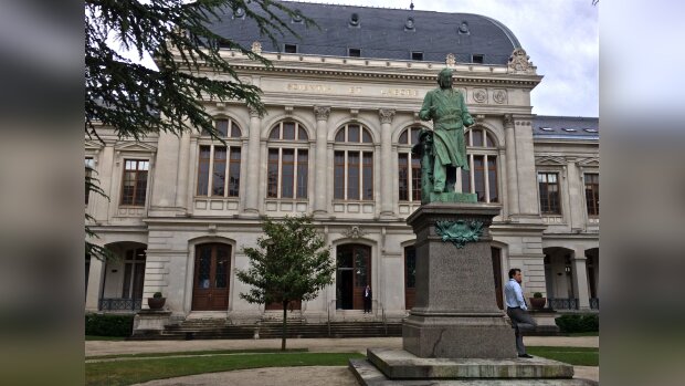 Université Lyon 2 : des congés pour valoriser l'investissement pédagogique des enseignants