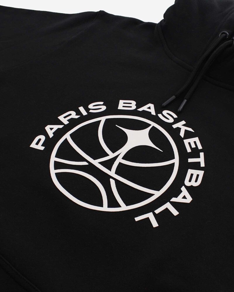 Logo sur le hoodie du Paris Basketball