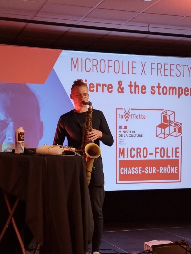 Pierre & the Stompers pendant le festival Micro-Folie Freestyle. - © Ville de Chasse-sur-Rhône.