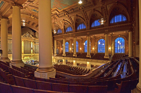 ©  Yale University