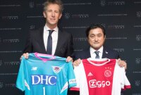 ©  Ajax