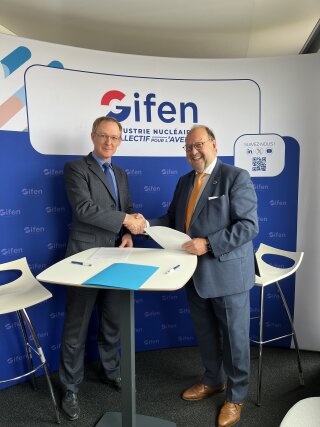 Signature de l’accord entre le BNF et le Gifen