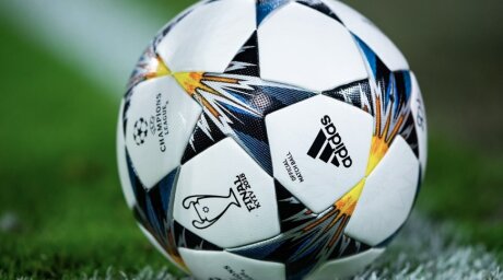 ©  UEFA