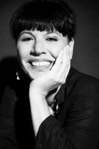 ©  Max Abadian 2019