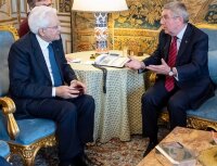 ©  CIO