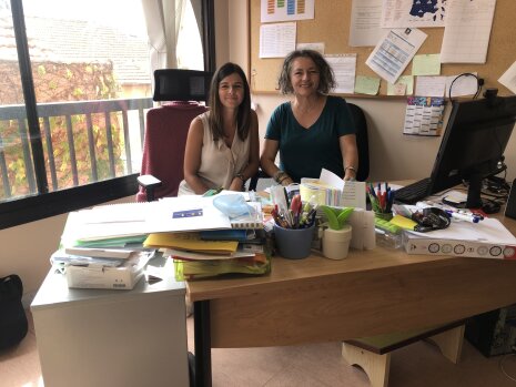 Les deux tutrices ont un background d’enseignement. - © Marine Dessaux