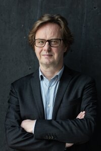 ©          Yang Wang