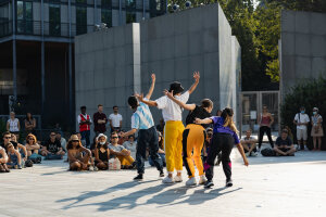 La Bahia Dance Company à l’Institut du Monde Arabe (Paris 5e) le 21 juillet 2021 - © Guillaume Bontemps/Ville de Paris